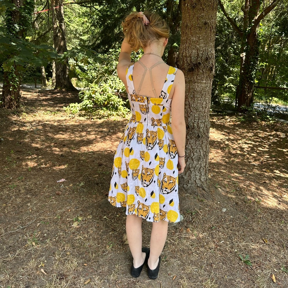 Nooworks Cheetah Head Fit and Flare Dress Size XS - Picture 2 of 15